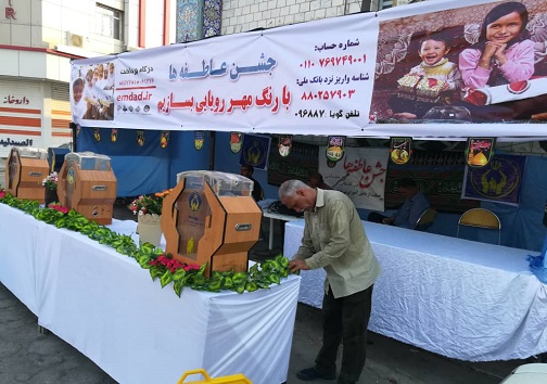 توزیع بیش از یکهزار بسته تحصیلی بین دانش آموزان نیازمند شادگان