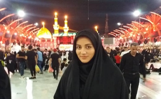 اینجا کلمات به احترام شما تمام قد می ایستند