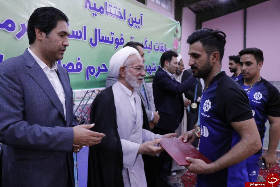 جام قهرمانی لیگ برتر کرمان در دستان فوتسالیست های شهداد جام قهرمانی لیگ برتر کرمان در دستان فوتسالیست های شهداد