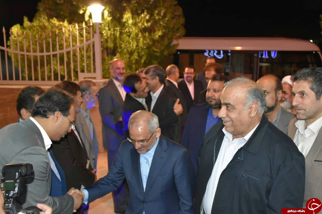 وزیر آموزش و پرورش وارد کرمانشاه شد