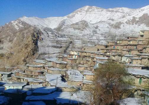 زمان خیال گذر از روستای سرآقاسید را نداشته و ندارد