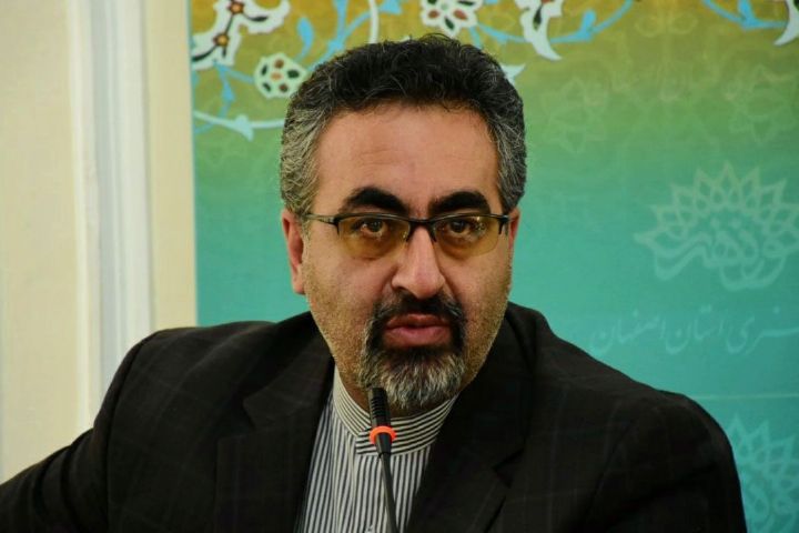 محصولات غیرقانونی آرایشی در زیرپله&zwnj;های داخل تولید می&zwnj;شود