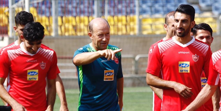 ماهینی همراه پرسپولیسی‌ها به تبریز رفت