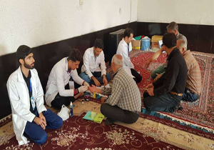 ارائه خدمات جهادی سلامت در روستای هادی آباد فسا