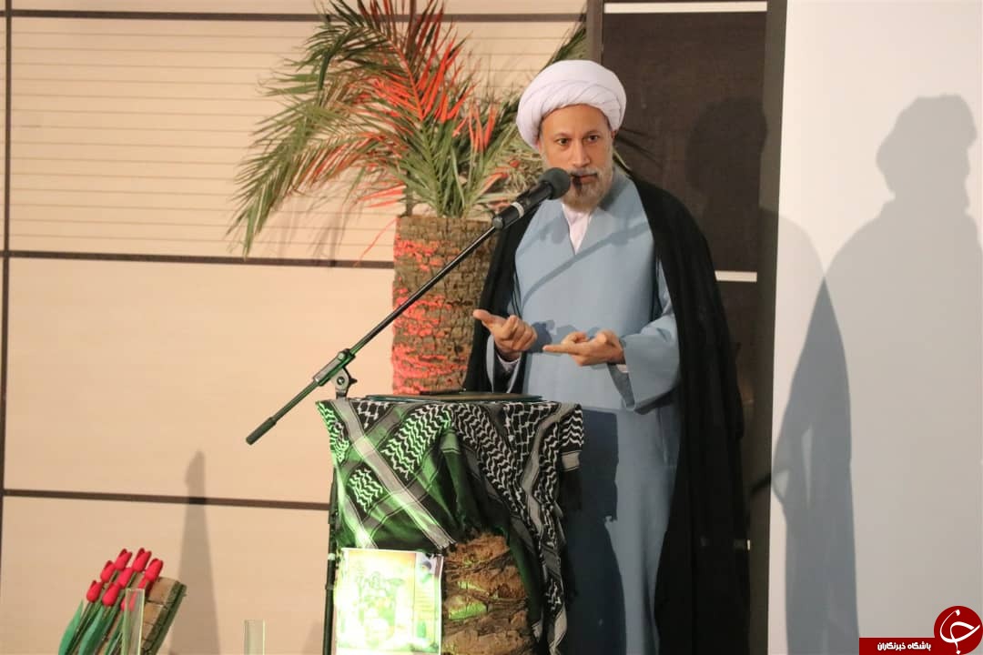 گرامیداشت هفته دفاع مقدس در شهرک صنعتی شیراز/آیت الله دژکام: در جامعه اسلامی تحقیر جایگاهی ندارد