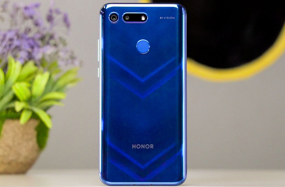 حفره درون صفحه نمایش و دوربین سلفی دوگانه، جدیدترین اطلاعات فاش شده از V30 + تصویر
