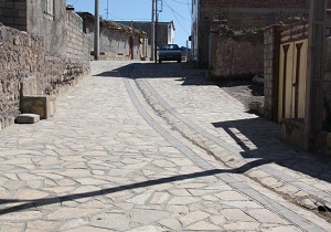 اجرای طرح هادی در روستای گلوگرد