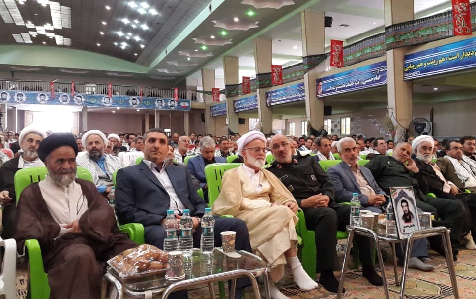 اجلاسیه نقش امام خمینی (ره) در دفاع مقدس در مصلای خمین