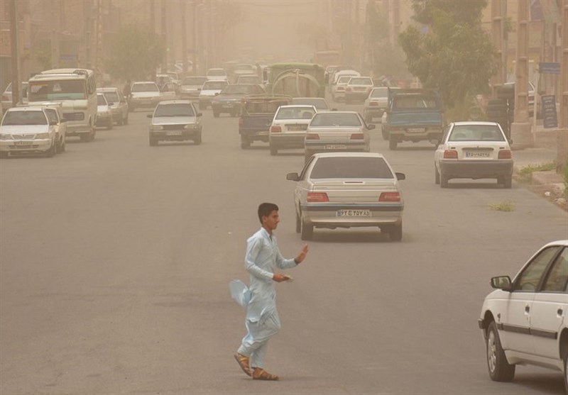 تندباد لحظه&zwnj;ای دید افقی زاهدان را به ۲۰۰ متر کاهش داد
