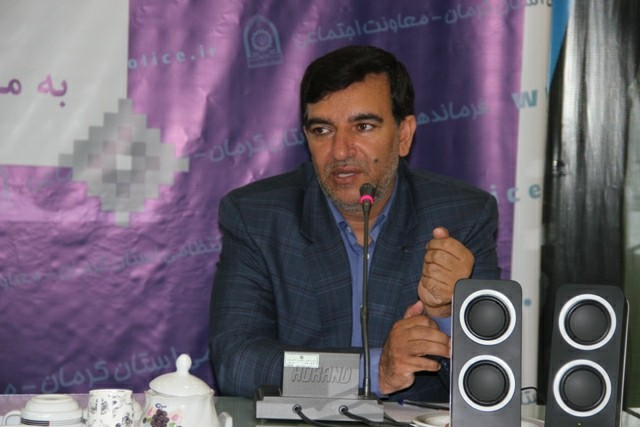 رسانه&zwnj;ها با شناسائی چالش&zwnj;ها و مسئول سازی به کمک پلیس بیایند