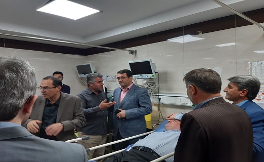 مصدوم شدن ۱۴ نفر بر اثر فروریختن بالکن یک واحد صنعتی در آبیک