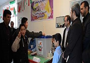 برگزاری بیست ودومین انتخابات شورای دانش آموزی در مدارس قم