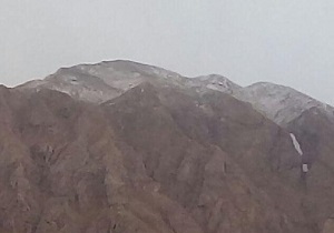 اولین برف پاییزی در چهارمحال و بختیاری به زمین نشست