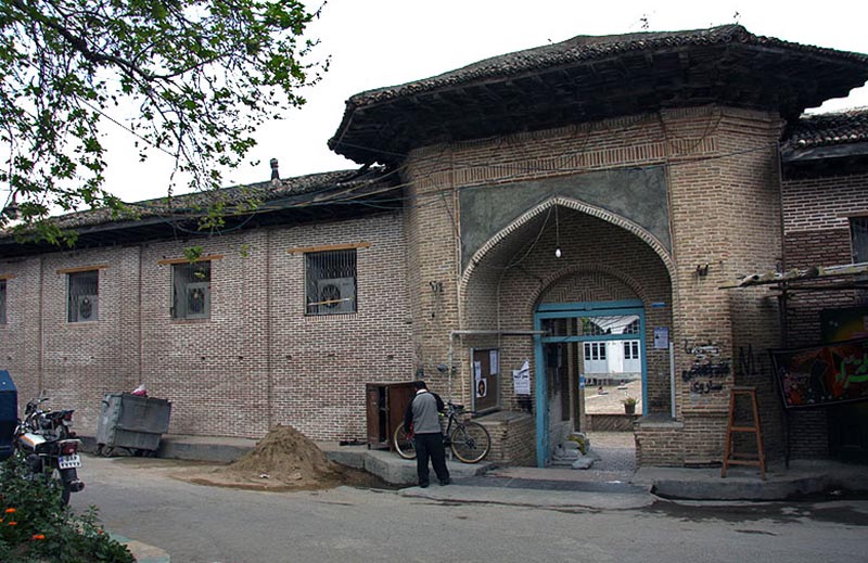 مسجدی که به جای یک آتشکده ساخته شد + تصاویر