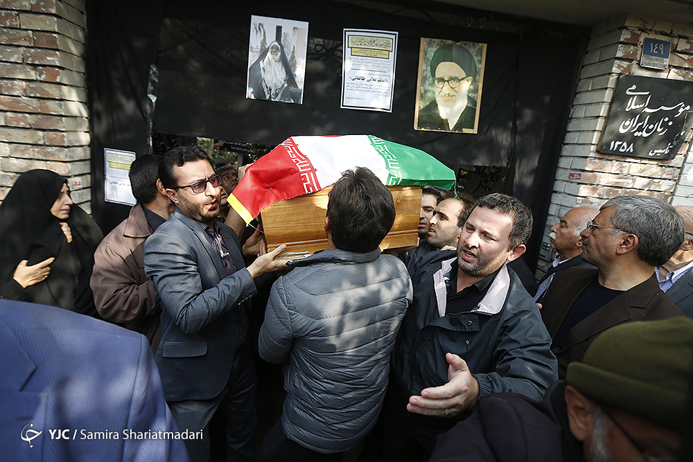 پیکر اعظم طالقانی تشییع شد