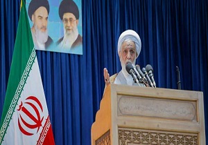 کسی که امروز اختلاس می‌کند در حقیقت حق محرومان را می‌خورد