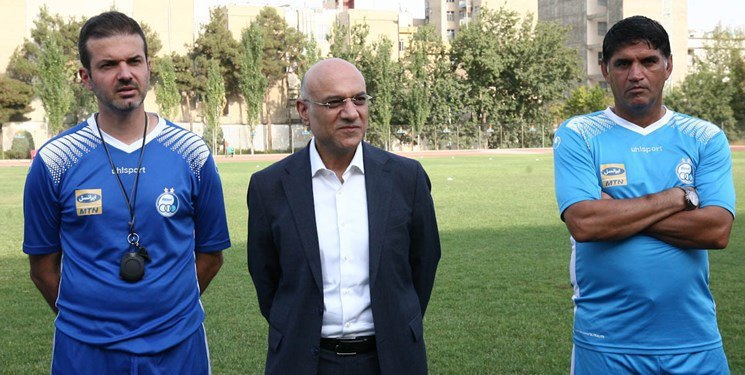فتحی: امیدوارم شاهد روز&zwnj;های بهتر استقلال باشیم/ همه باشگاه&zwnj;ها مشکل مالی دارند