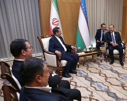 جنجال نمایش مار‌های سمی در مهدکودکی در ازبکستان + فیلم
