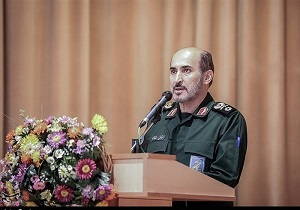 دشمن با ترویج فضای مجازی به دنبال تضعیف ایمان و اعتقادات مردم است