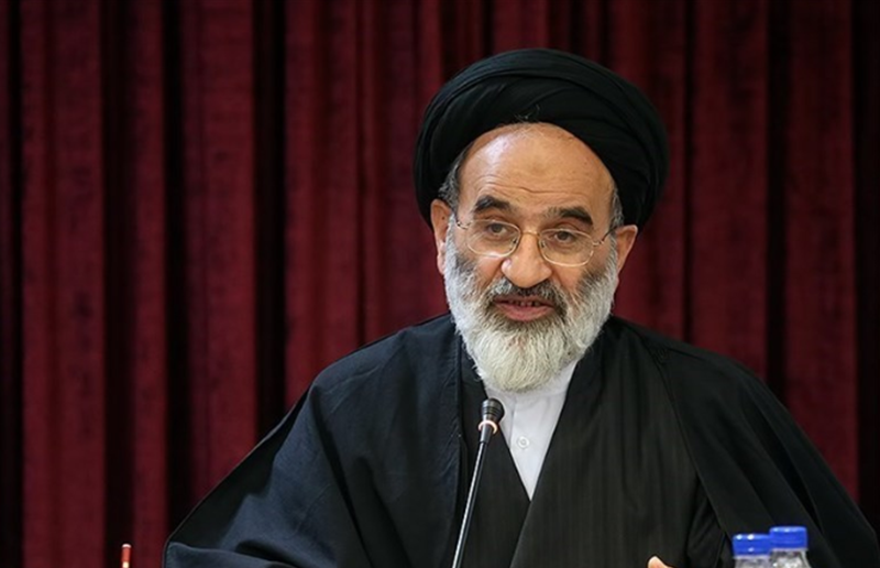 دشمنان نظام انقلاب جمهوری اسلامی ایران افرادی خبیث و دروغگو هستند