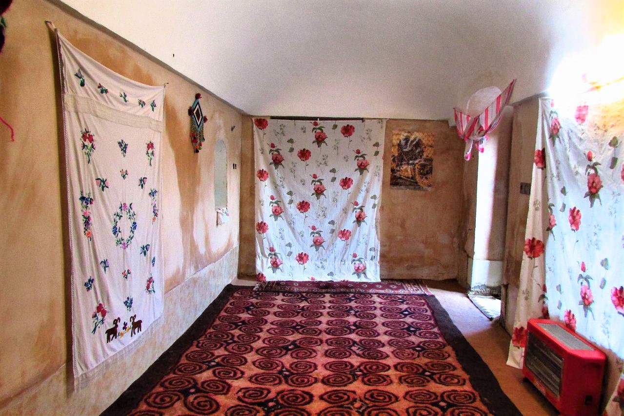 مسئولان پاسخ بدهند؛ هر خانه ای، اقامتگاه بومگردی است؟