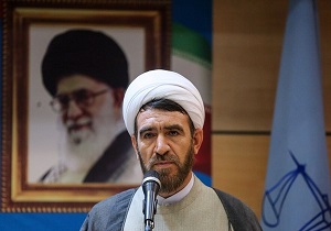 چند واحد صنفی عرضه کننده نماد&zwnj;های غربی و شیطان پرستی در قم پلمب شد