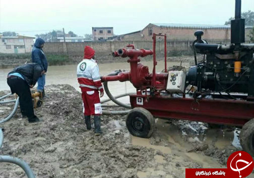 امداد رسانی به ۱۱۵ خانوار سیل زده گلستانی