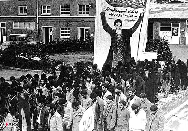 ماجرای تسخیر لانه جاسوسی آمریکا در ایران / عاقبت فتنه در جاسوسخانه