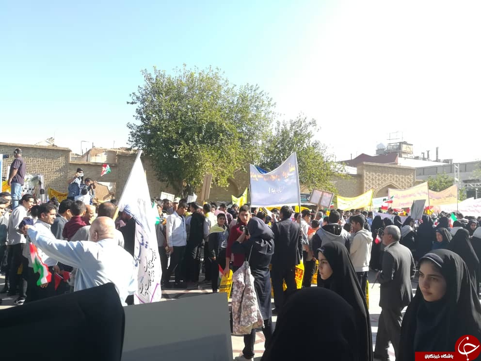 آغاز راهپیمایی مردم فارس در یوم الله ۱۳ آبان/ طنین شعار مرگ بر آمریکا + تصاویر