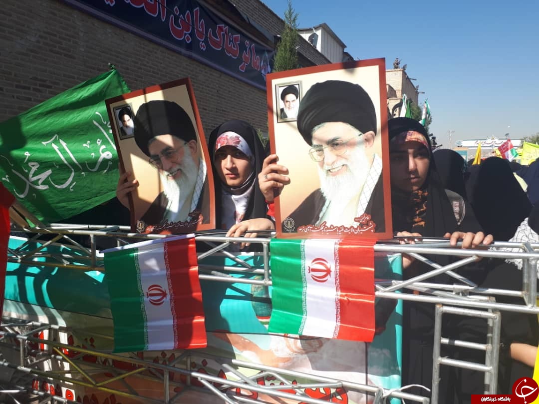 آغاز راهپیمایی مردم فارس در یوم الله ۱۳ آبان/ طنین شعار مرگ بر آمریکا + تصاویر