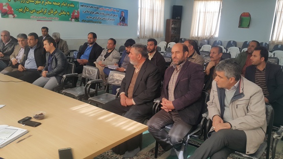 آموزش تشکل های مردمی شهرستان نهاوند برای حفاظت از منابع طبیعی و آبخیزداری