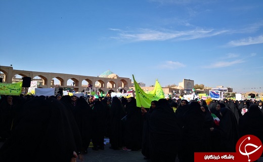 آغاز مراسم باشکوه راهپیمایی ۱۳ آبان در یزد