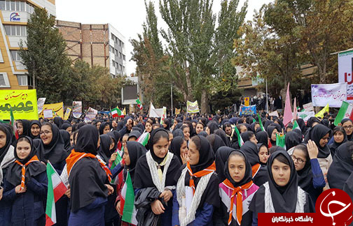 آغاز راهپیمایی استکبار ستیزی مردم مهاباد+تصاویر