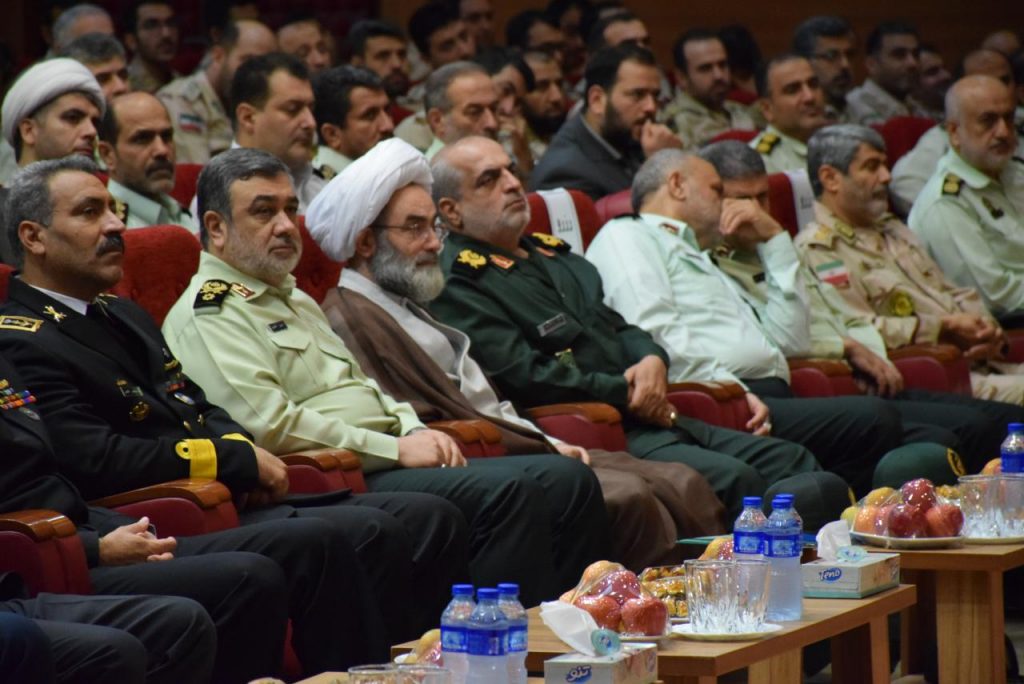 سردار اشتری:دشمن به دنبال سوء استفاده از مطالبات به حق مردمی است/هوشمندسازی در نیروی انتظامی تا سال ۱۴۰۰