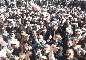 فریاد «مرگ بر آمریکا» در قم طنین انداز شد/ تجلی استکبار ستیزی مردم قم در تجمع بزرگ ۱۳ آبان