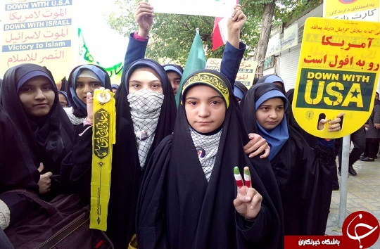 تصاویر راهپیمایی ۱۳ آبان در شهرکرد