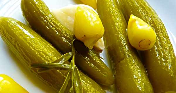 مظنه قیمت خیار شور در فروشگاه ها چقدر است؟