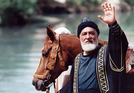 از ناخدا خورشید تا درخشش در ستایش / ۱۰ نقش برتر کارنامه&zwnj;ی داریوش ارجمند