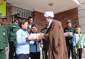 برگزاری مراسم تجلیل از فرزندان شهید حمزه و طحان