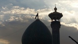 چرا امام حسن عسکری (ع) الگوی جوانان است؟/ روایتی کمتر شنیده شده از رهبر انقلاب + فیلم