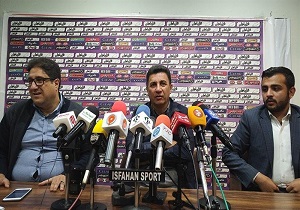 اخلاق در فوتبال ما گم شده است