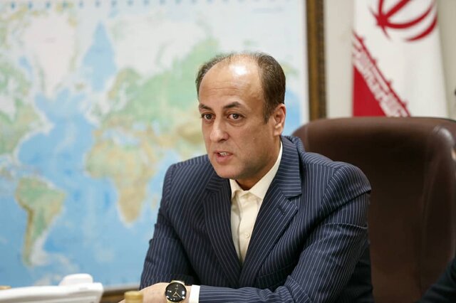 ۷۰ درصد نیروی شهرداری‌ها اضافی هستند
