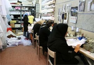 اشتغال بیش از ۴۰۰ نیازمند با طرح های اشتغالزا