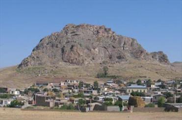 قلعه آدم&zwnj;خوار کجاست؟