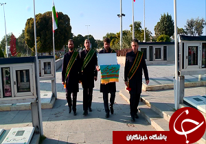 دیدار خادمان مسجد جمکران با خانواده شهید حسن پور