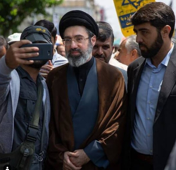 واکنش حسین قدیانی به تحریم فرزند رهبر انقلاب