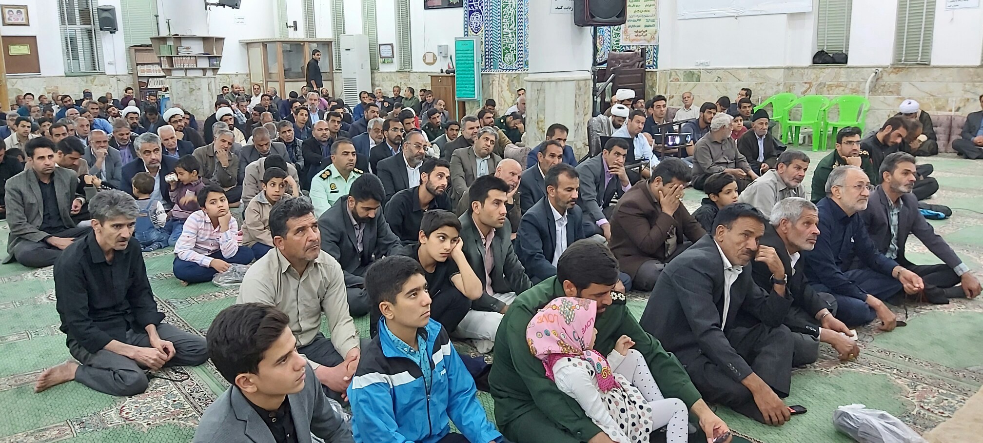 پدرشهید احمدی روشن میهمان یادواره شهدا انار