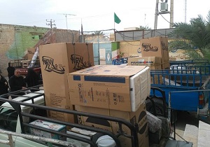 اهدا جهیزیه به نوعروسان سیل زده شادگان