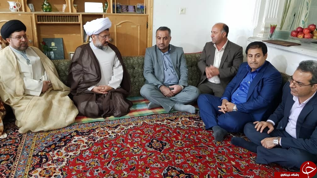 قدم خیر مسئولان فارس برای کارگران کارخانه قند فسا/ فکر تعطیلی را از سر بیرون کنیم