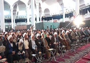 وابستگی جوانان به اینترنت خطری جدی از سوی دشمن است/بیانیه گام دوم خط بطلانی بر نقشه‌های دشمن